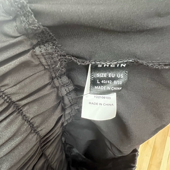 SHEIN. Active shorts. Black. Size L. - Picture 3 of 3